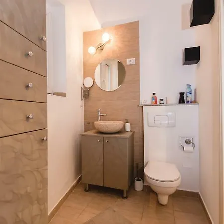 Studio Rhea - Old Town Апартаменти *