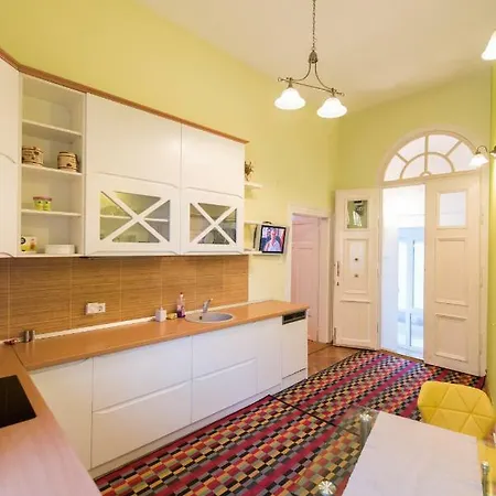 Апартаменти Studio Rhea - Old Town *
